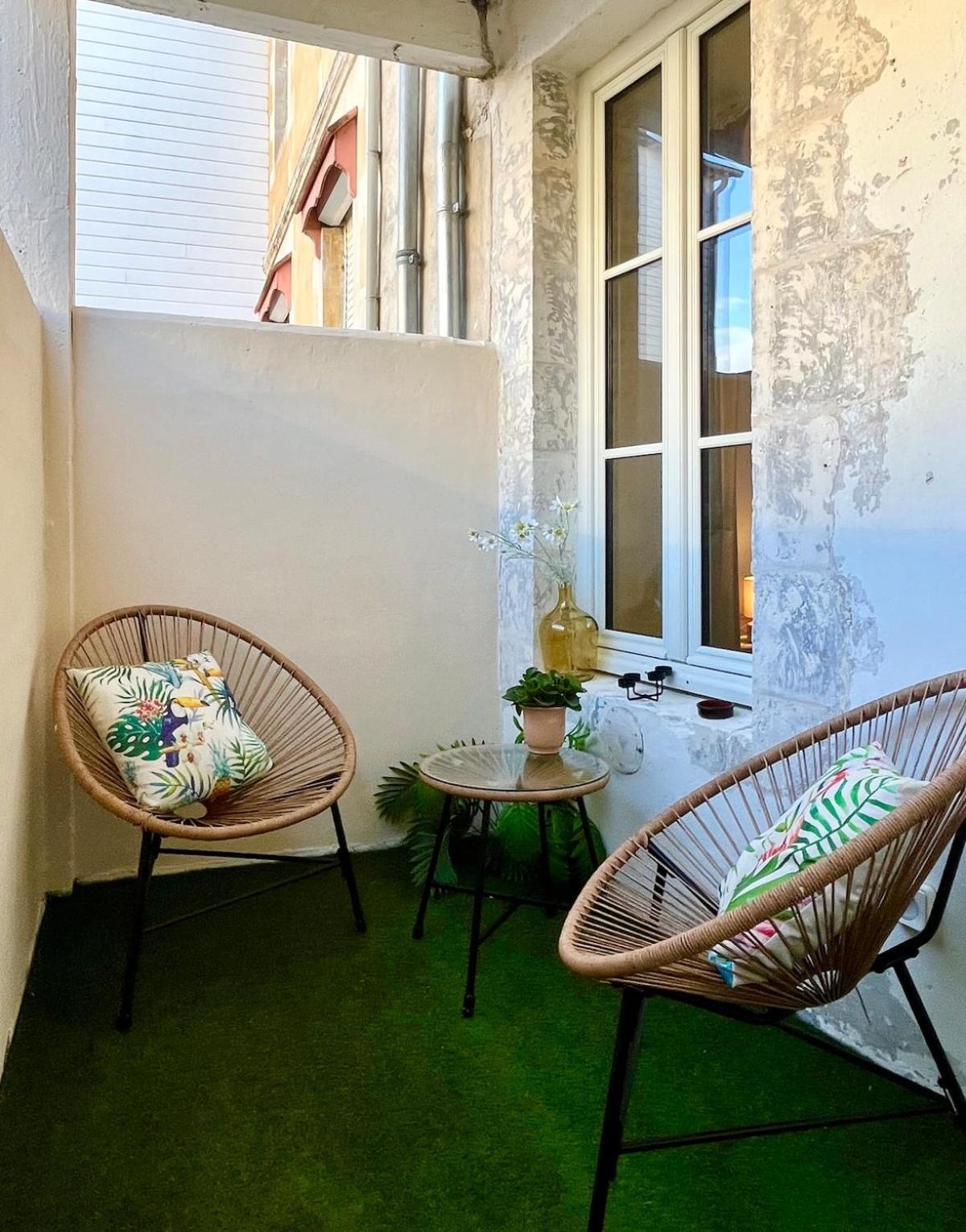 Escapade Vintage Avec Terrasse En Centre Historique Daire La Rochelle  Dış mekan fotoğraf