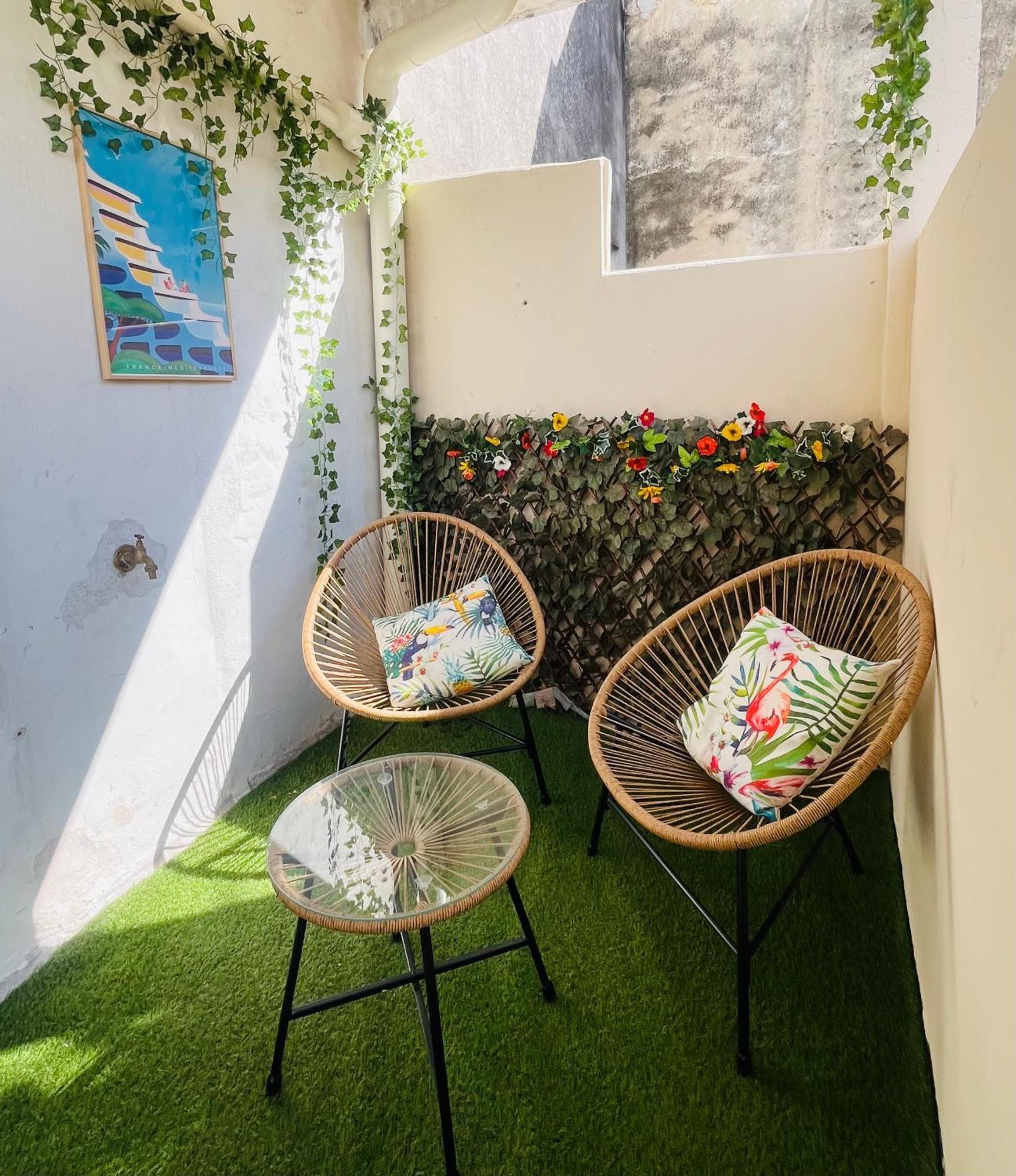 Escapade Vintage Avec Terrasse En Centre Historique Daire La Rochelle  Dış mekan fotoğraf